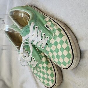 Vans Off The Wall Green Checkered Sneakers Women's 8.5/ Men's 7